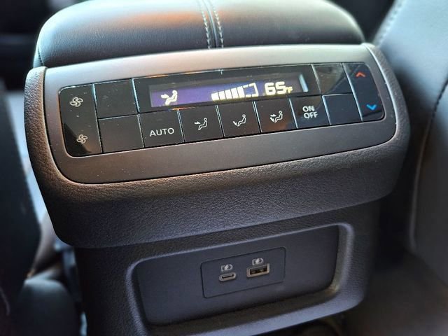 Certified 2025 Nissan Pathfinder SL image 28