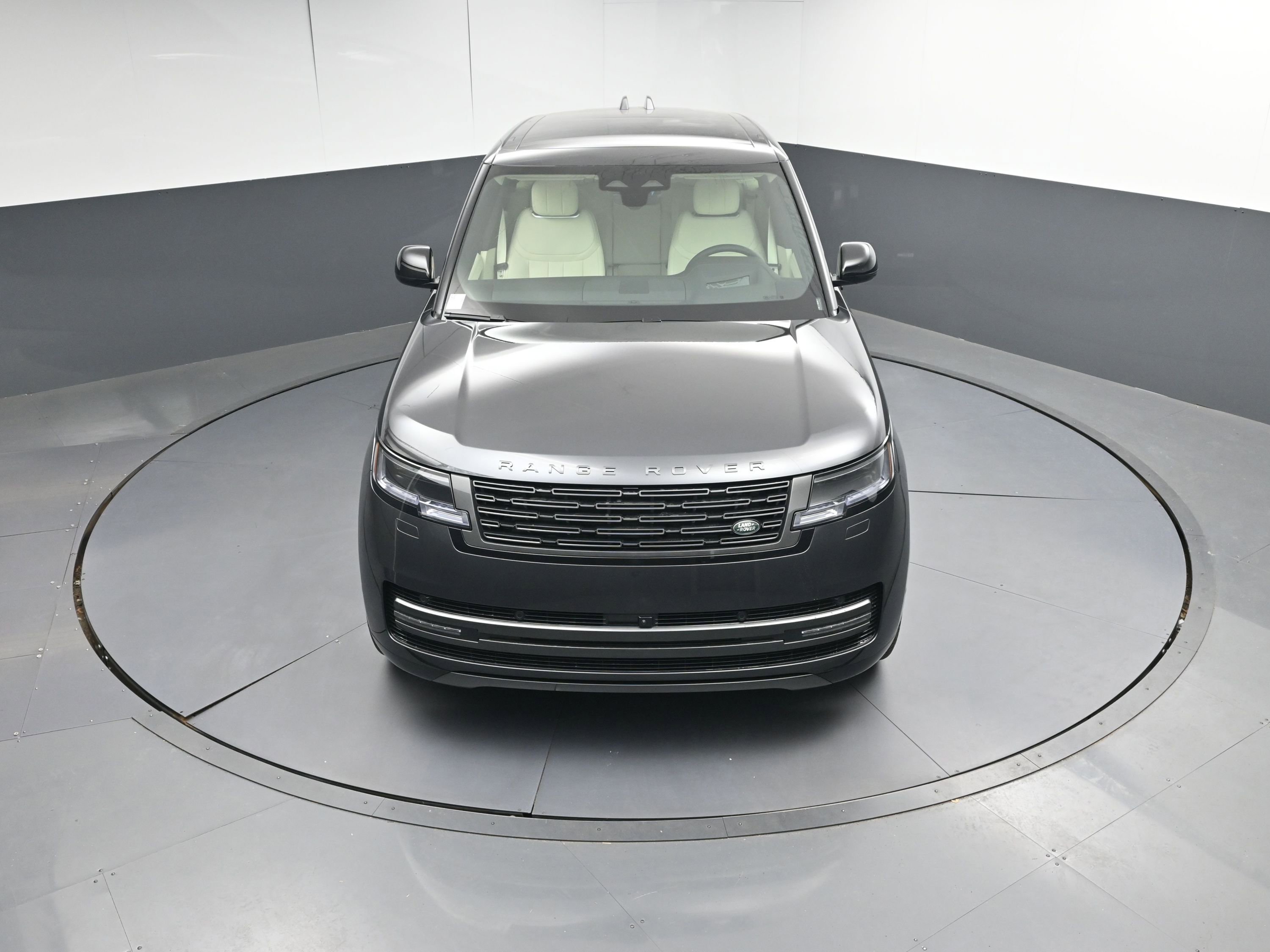 New 2026 Land Rover Range Rover SE image 29