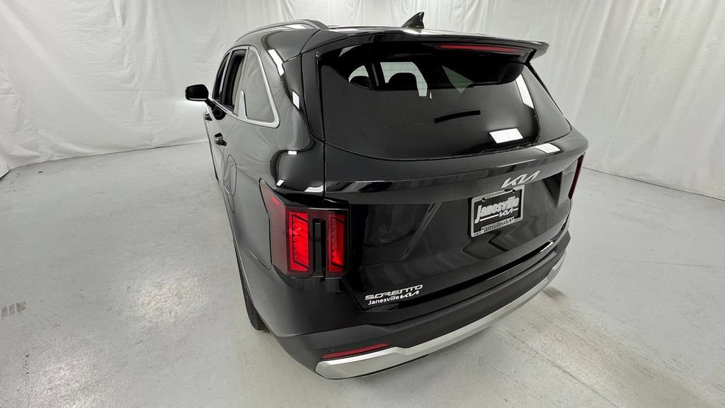 New 2026 Kia Sorento S AWD/4WD image 5