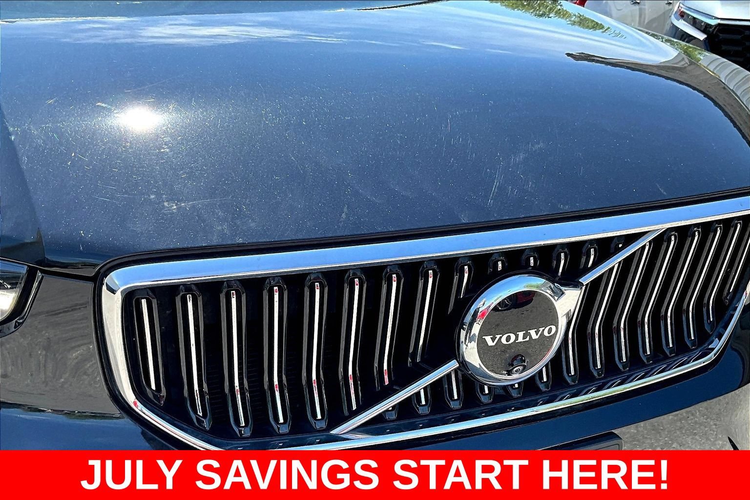 Used 2024 Volvo XC40 B5 Plus AWD/4WD image 42