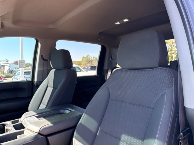 Used 2021 Chevrolet Silverado 2500 Custom w/ Custom Value Package AWD/4WD image 16