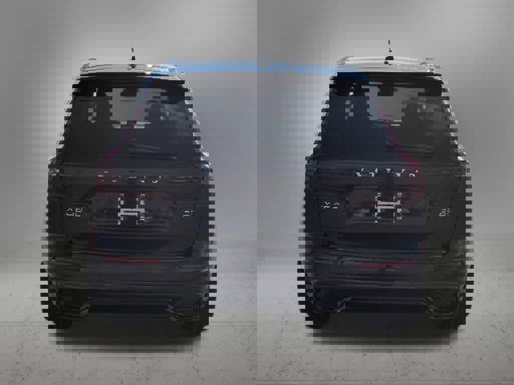 New 2026 Volvo XC60 B5 Core w/ Protection Package Premier image 5