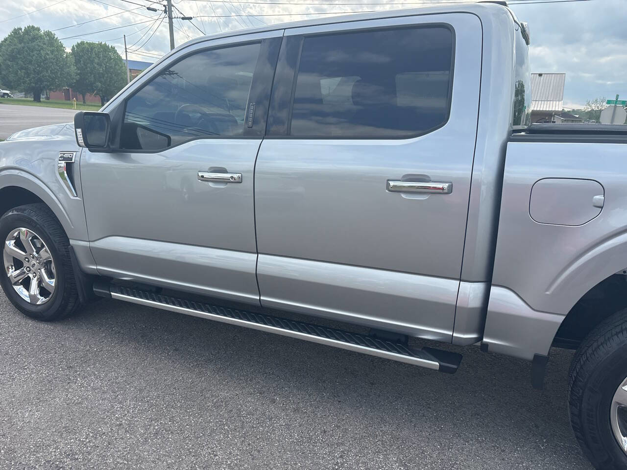 Used 2022 Ford F150 XLT w/ Equipment Group 302A High image 12