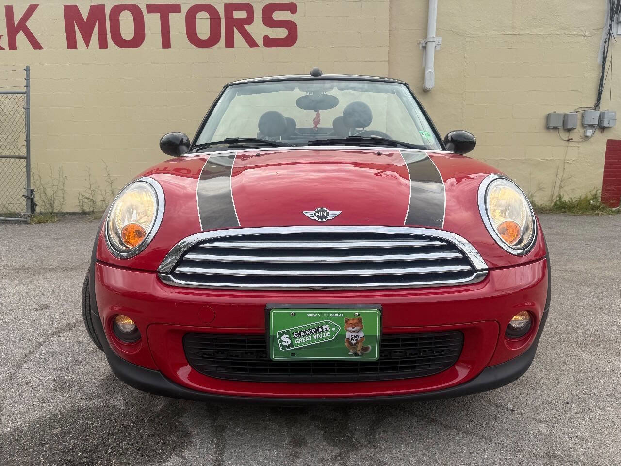 Used 2013 MINI Cooper Convertible image 2