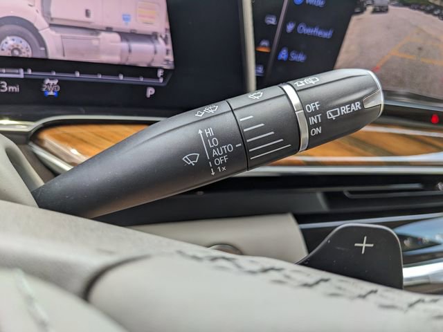 Used 2024 Cadillac Escalade Sport Platinum w/ Heavy-Duty Trailer Package image 30