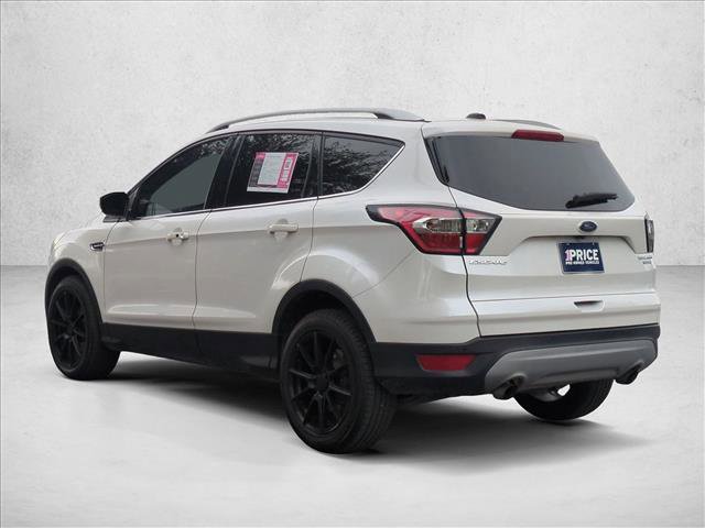 Used 2017 Ford Escape Titanium image 8