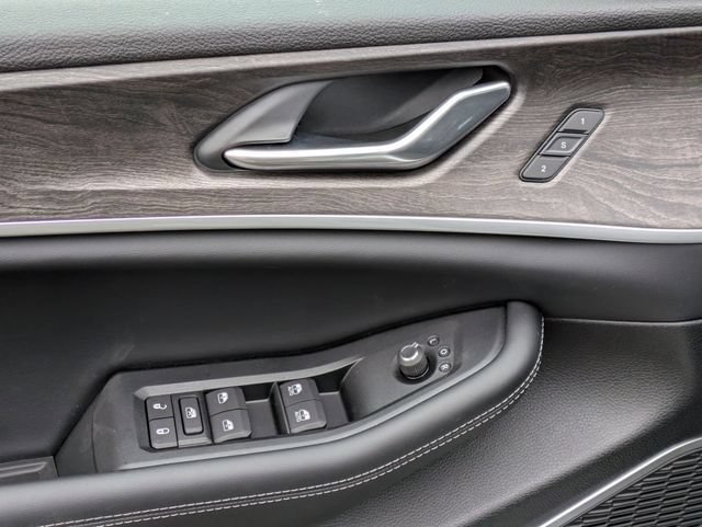 New 2026 Jeep Grand Cherokee Limited AWD/4WD image 16