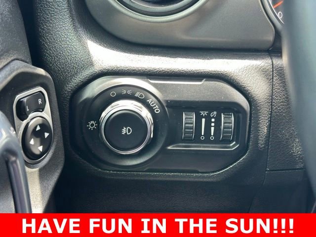 Used 2022 Jeep Wrangler Unlimited Sport w/ Sun And Sound Package AWD/4WD image 19