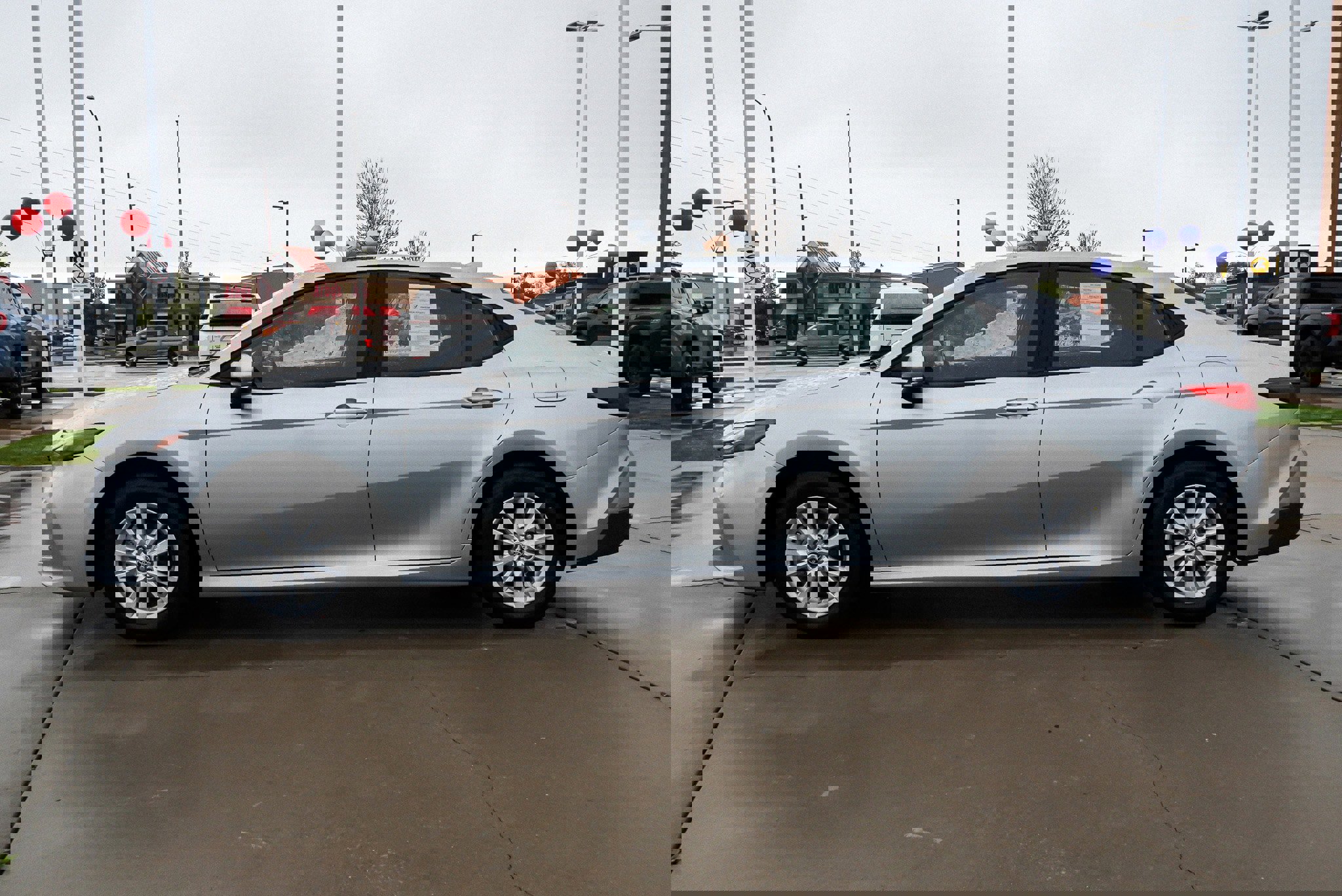 Certified 2025 Toyota Camry LE AWD/4WD image 5