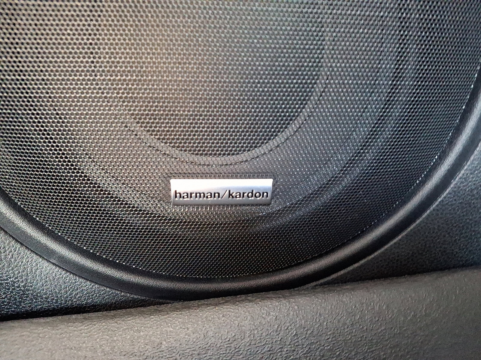 Certified 2025 Subaru Outback Limited image 42