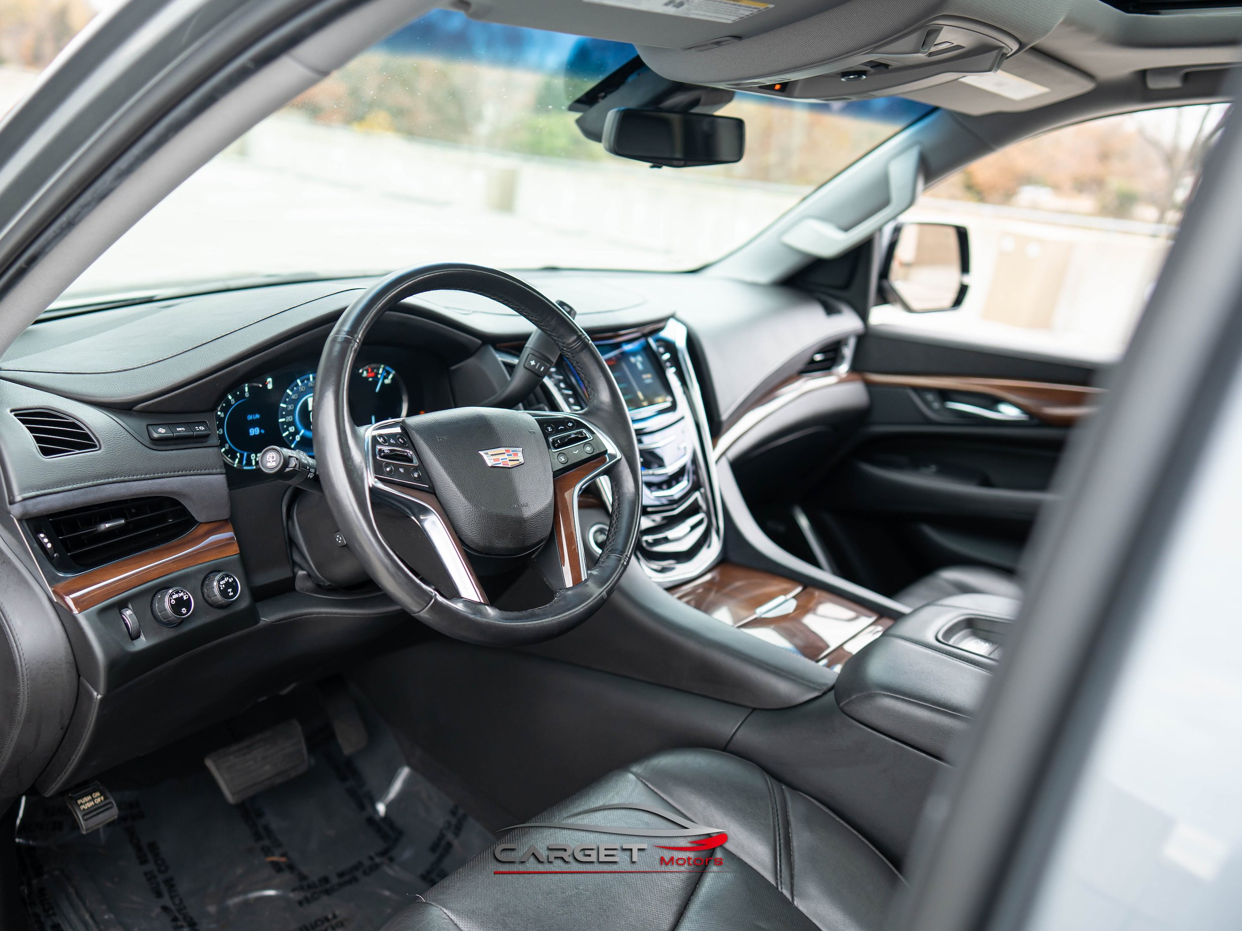 Used 2019 Cadillac Escalade ESV Luxury AWD/4WD image 13