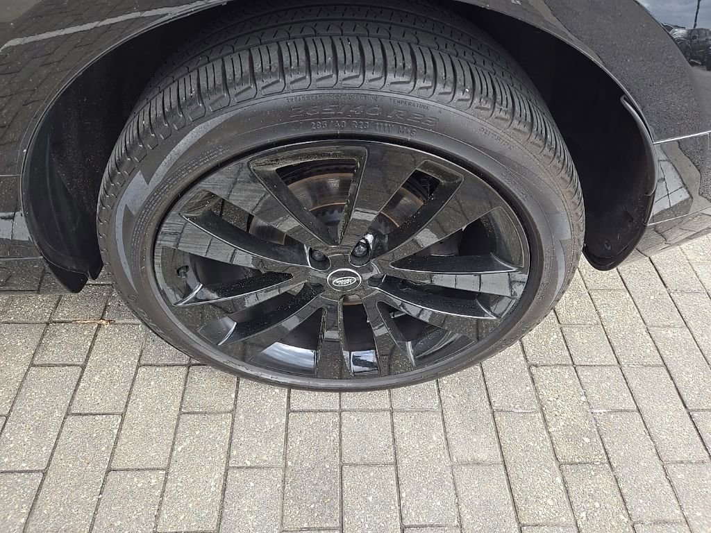Certified 2024 Land Rover Range Rover Sport Dynamic SE image 9