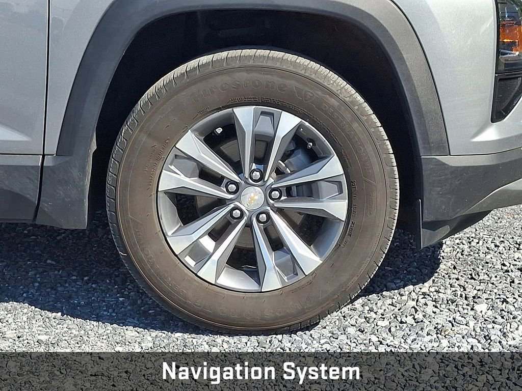 Used 2025 Chevrolet Equinox LT FWD image 10