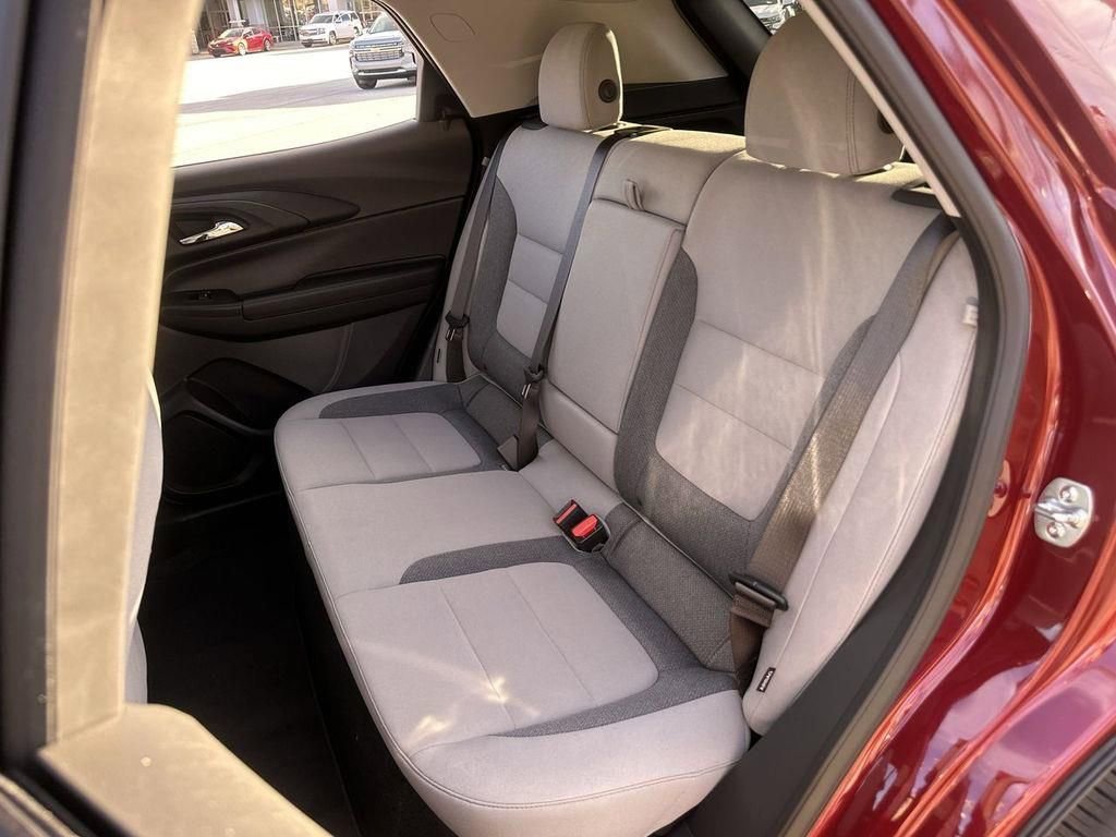 New 2025 Chevrolet TrailBlazer LT w/ Convenience Package image 21