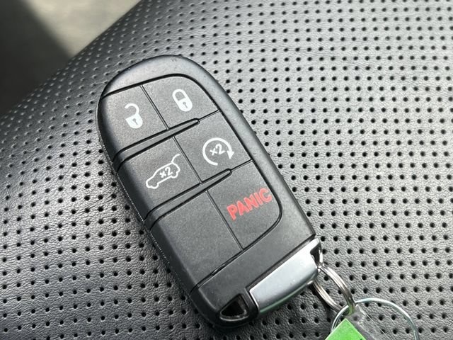 Used 2025 Dodge Durango R/T w/ Blacktop Package AWD/4WD image 37