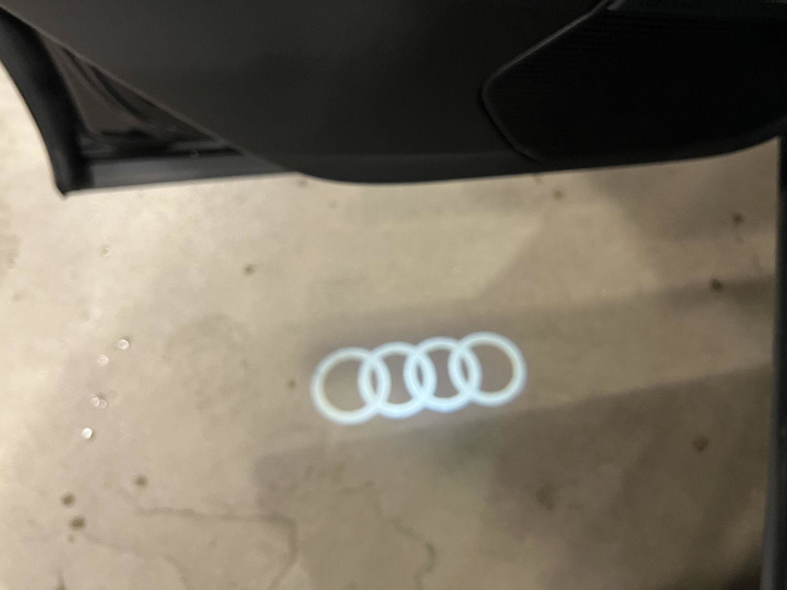 Used 2023 Audi Q8 Premium Plus w/ Premium Plus Package AWD/4WD image 34