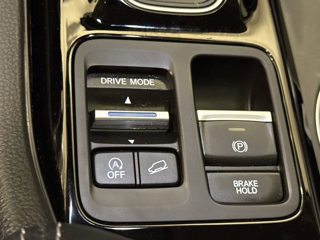 Certified 2025 Honda Pilot Elite image 34