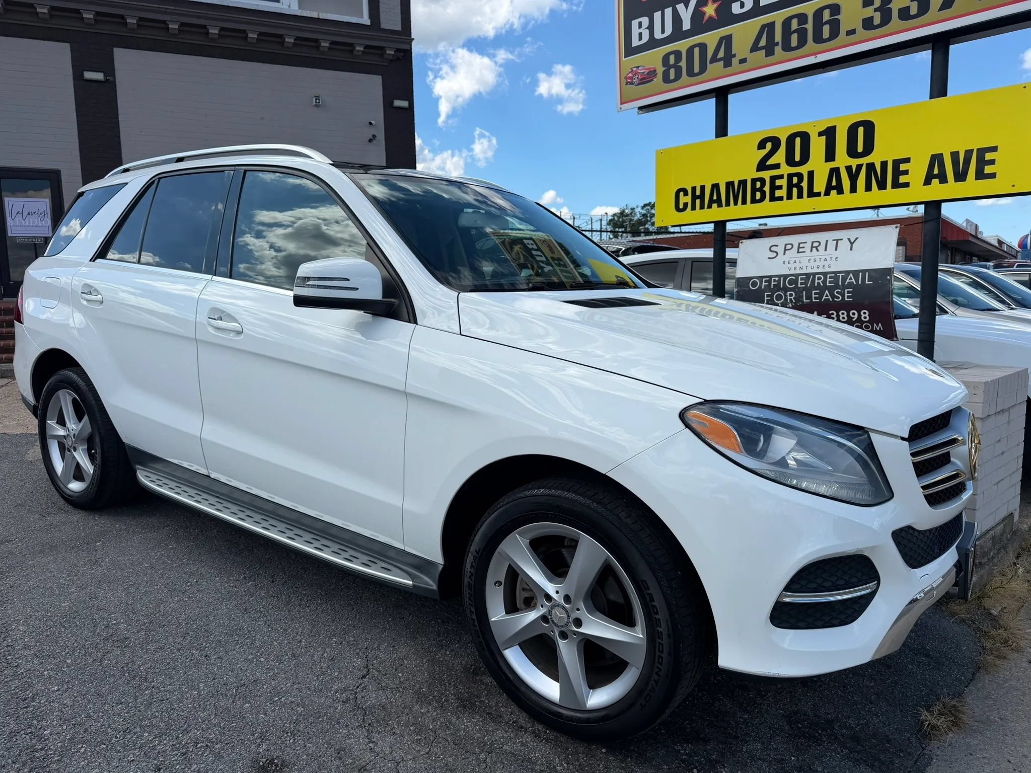 Used 2017 Mercedes-Benz GLE 350 4MATIC image 2