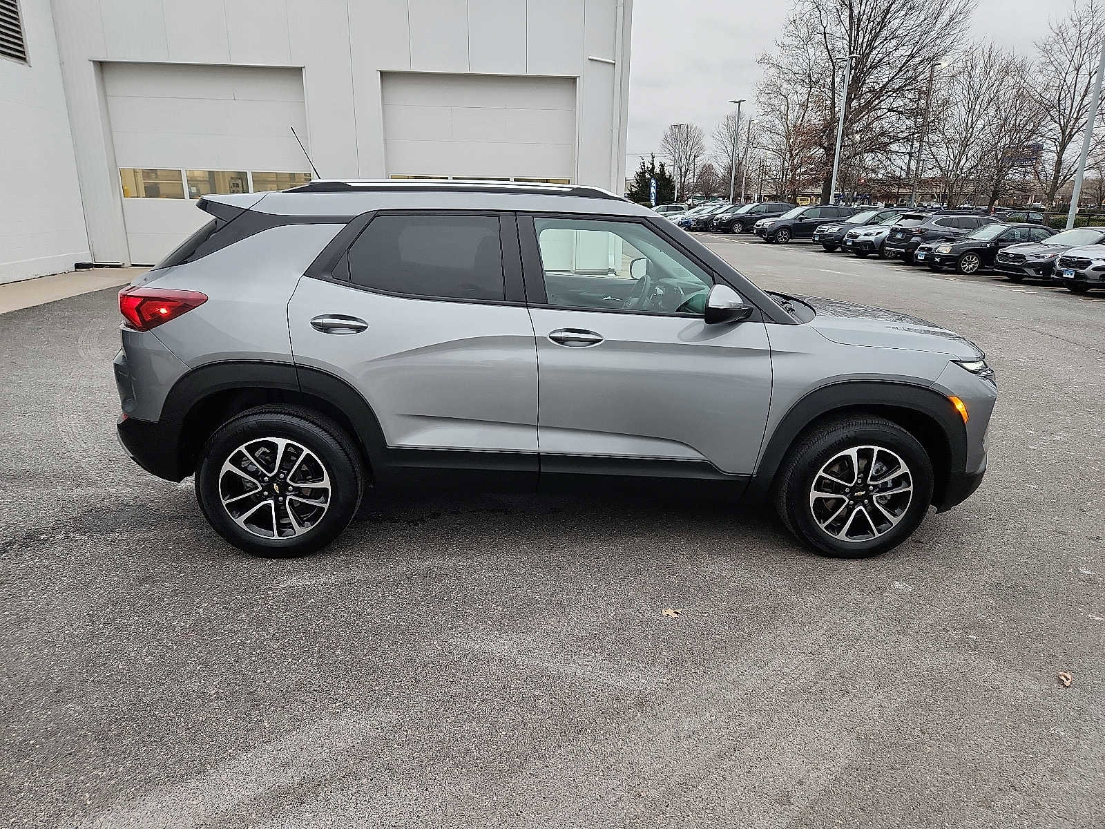Used 2025 Chevrolet TrailBlazer LT image 7