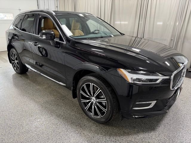 Used 2020 Volvo XC60 T6 Inscription w/ Protection Package image 3