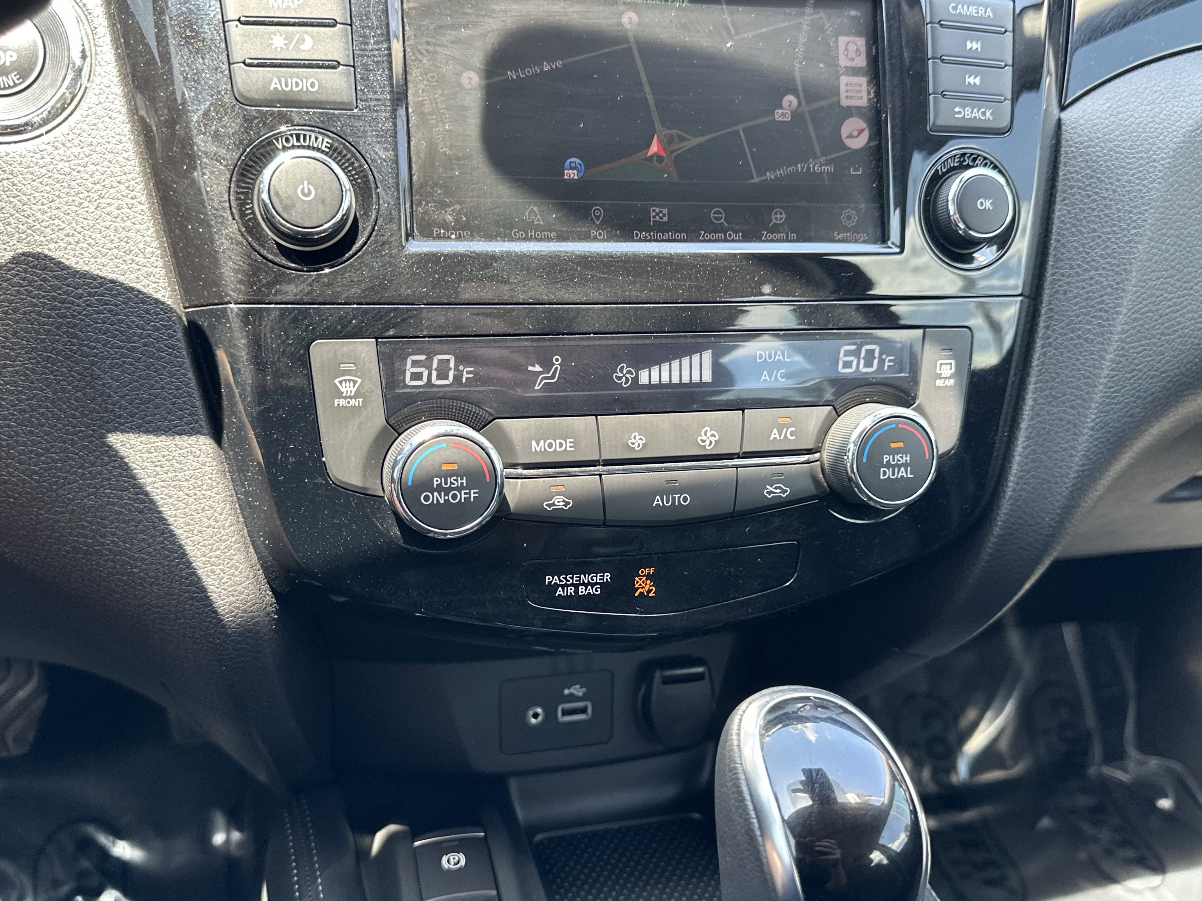 Used 2019 Nissan Rogue Sport SL w/ Premium Package FWD image 27