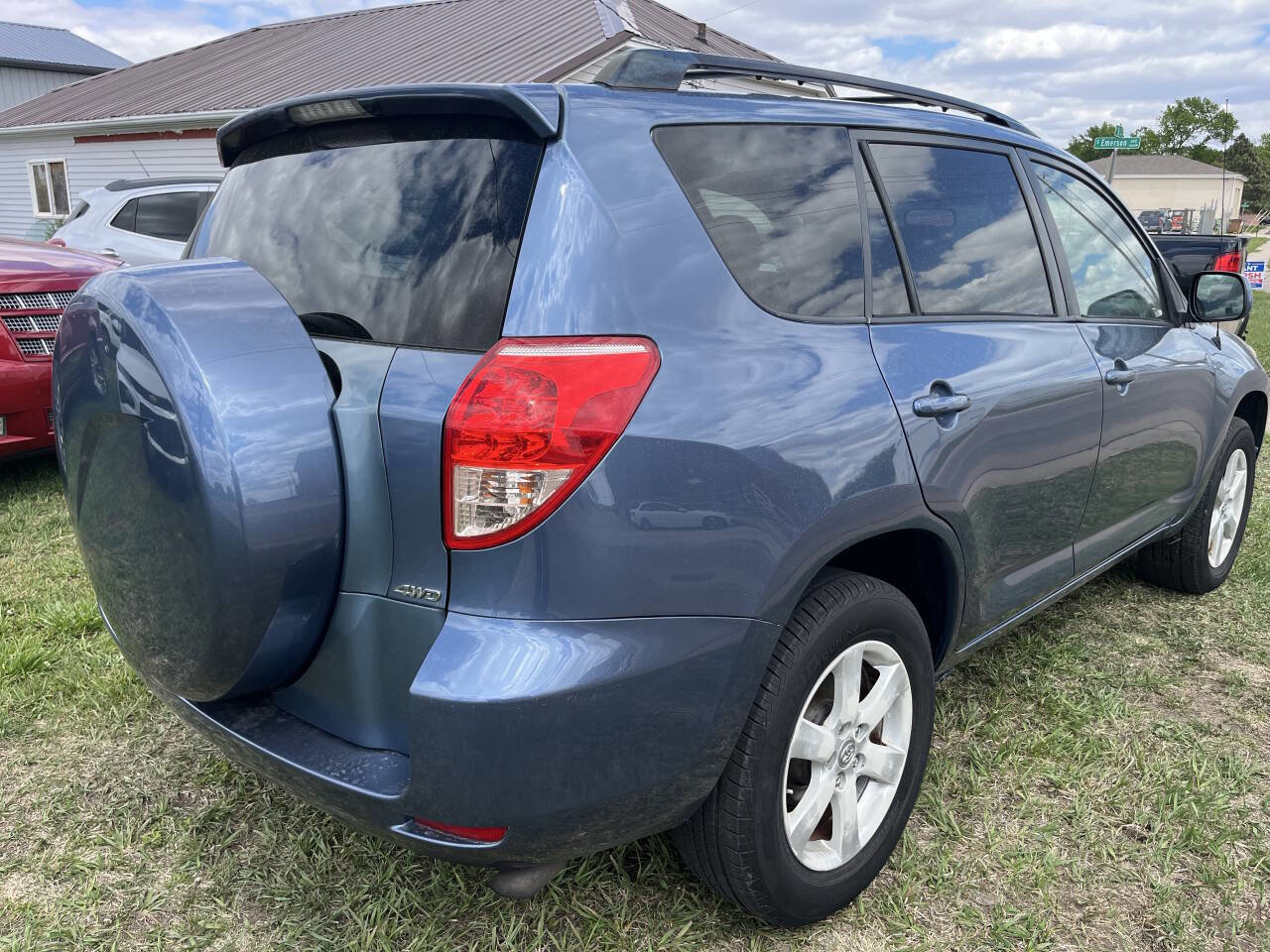 Used 2007 Toyota RAV4 Limited AWD/4WD image 6