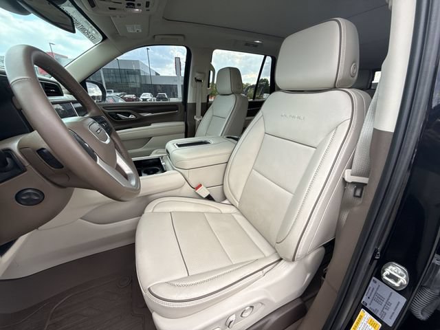 Used 2024 GMC Yukon Denali AWD/4WD image 11