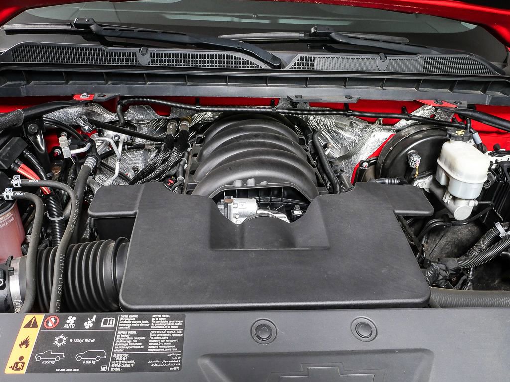 Used 2018 Chevrolet Silverado 1500 Custom w/ LPO, Black Pack AWD/4WD image 28