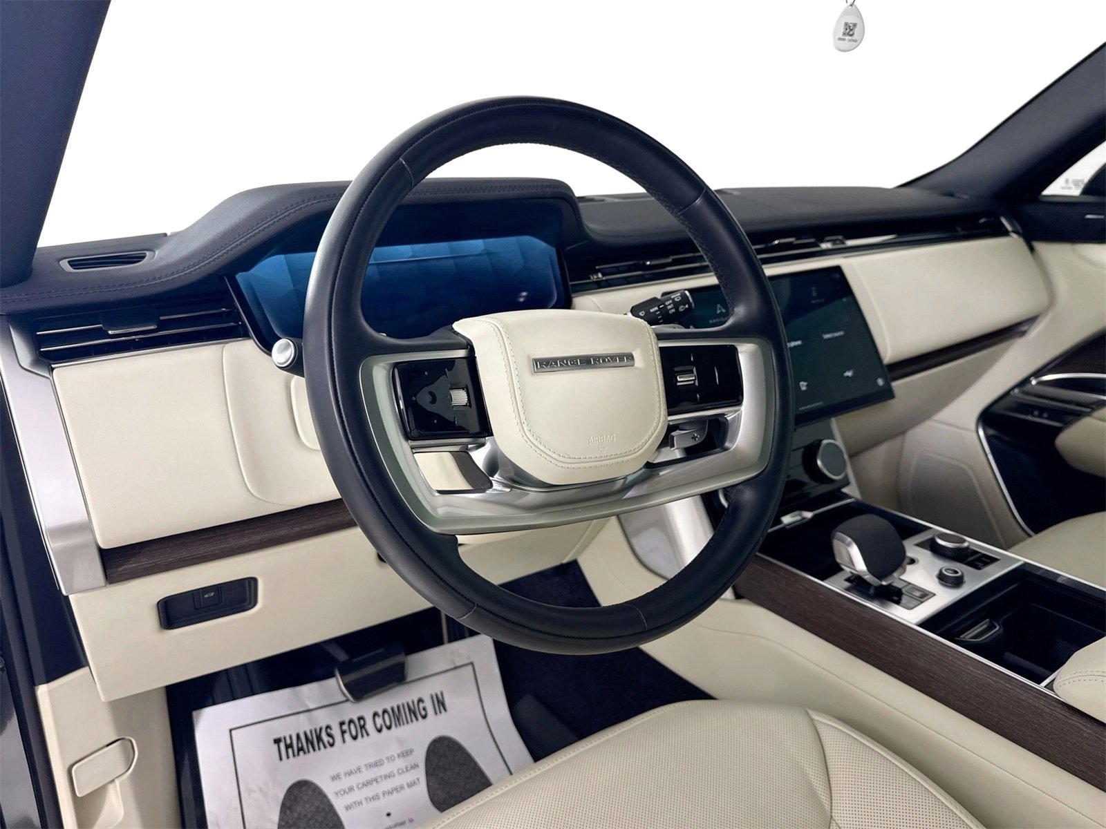 Used 2023 Land Rover Range Rover SE image 9