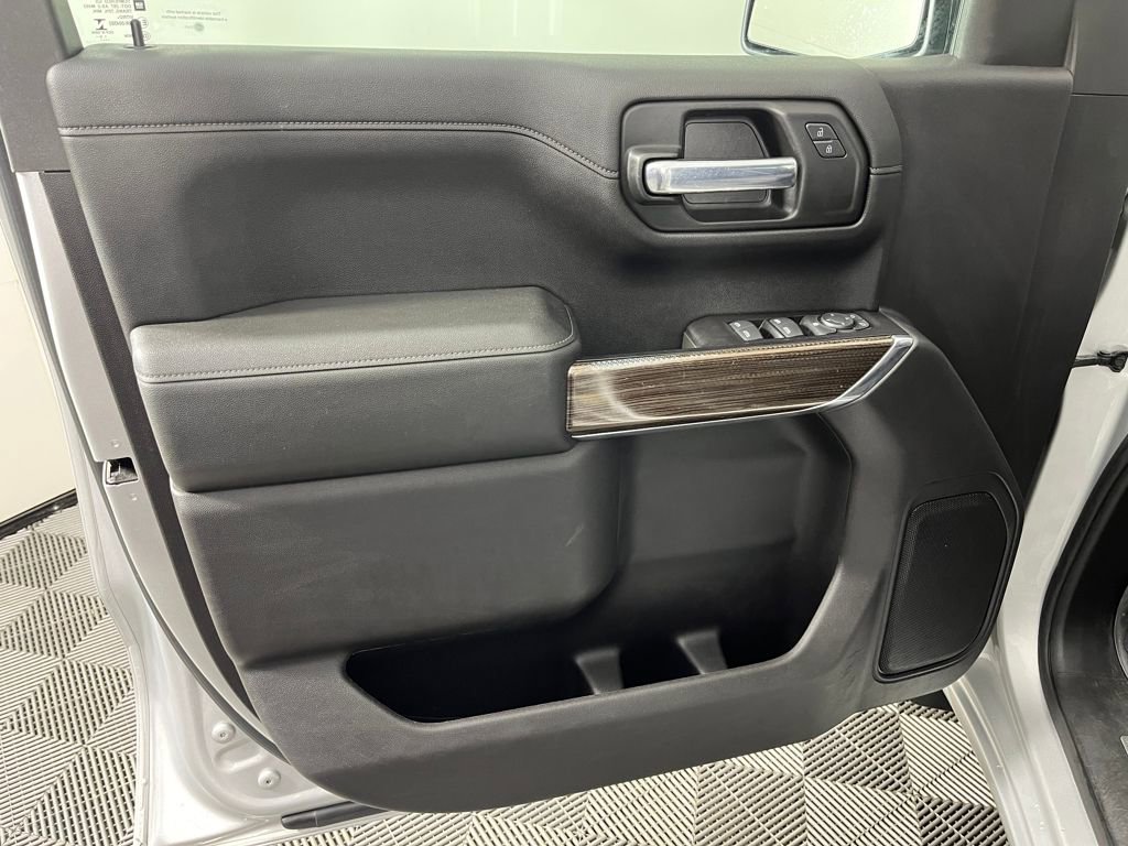 Used 2020 Chevrolet Silverado 1500 LT w/ All-Star Edition image 10