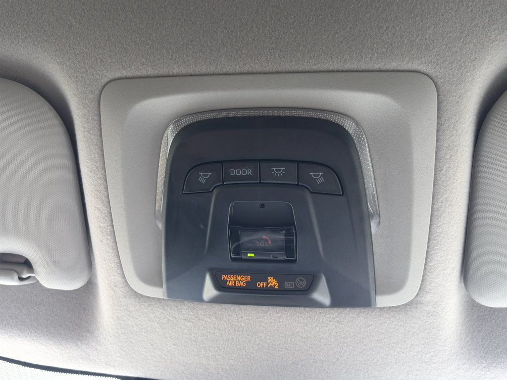 Certified 2025 Toyota Corolla Cross L AWD/4WD image 16