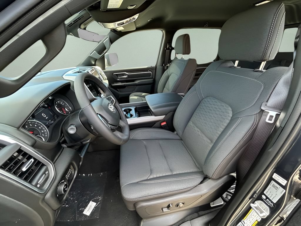 New 2026 RAM 1500 Big Horn AWD/4WD image 18