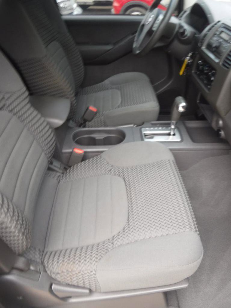 Used 2008 Nissan Frontier SE w/ SE Value Truck Pkg image 30