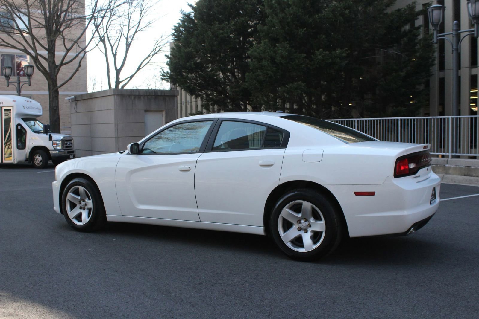 Used 2013 Dodge Charger Police RWD image 9