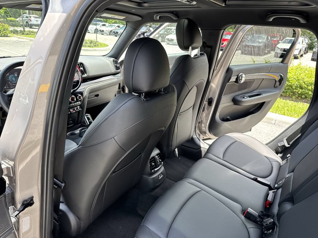 Used 2023 MINI Cooper Countryman S FWD image 34