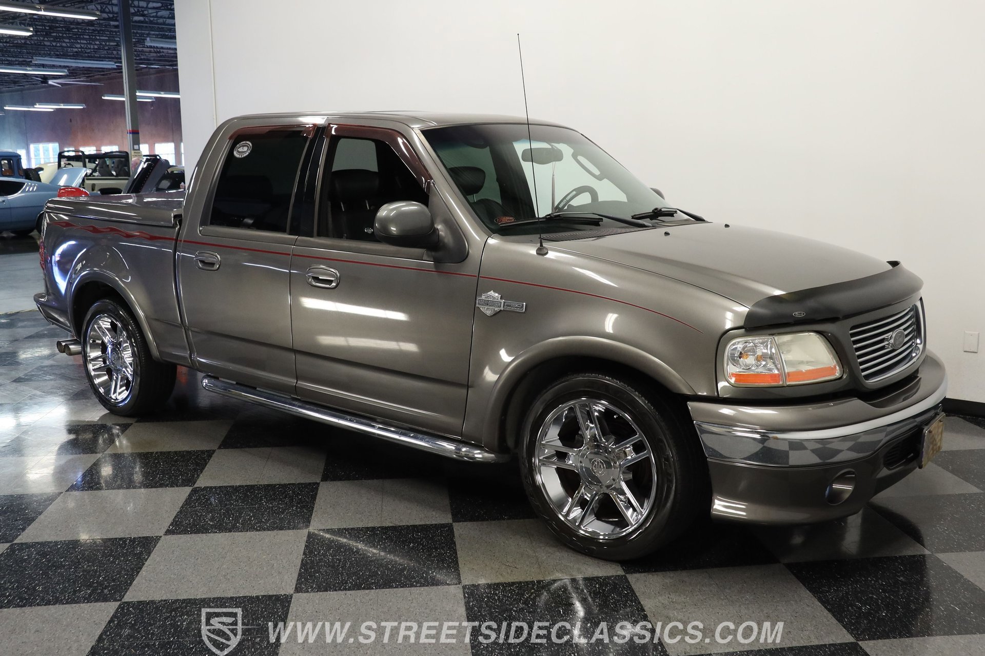 Used 2002 Ford F150 Harley-Davidson RWD image 13