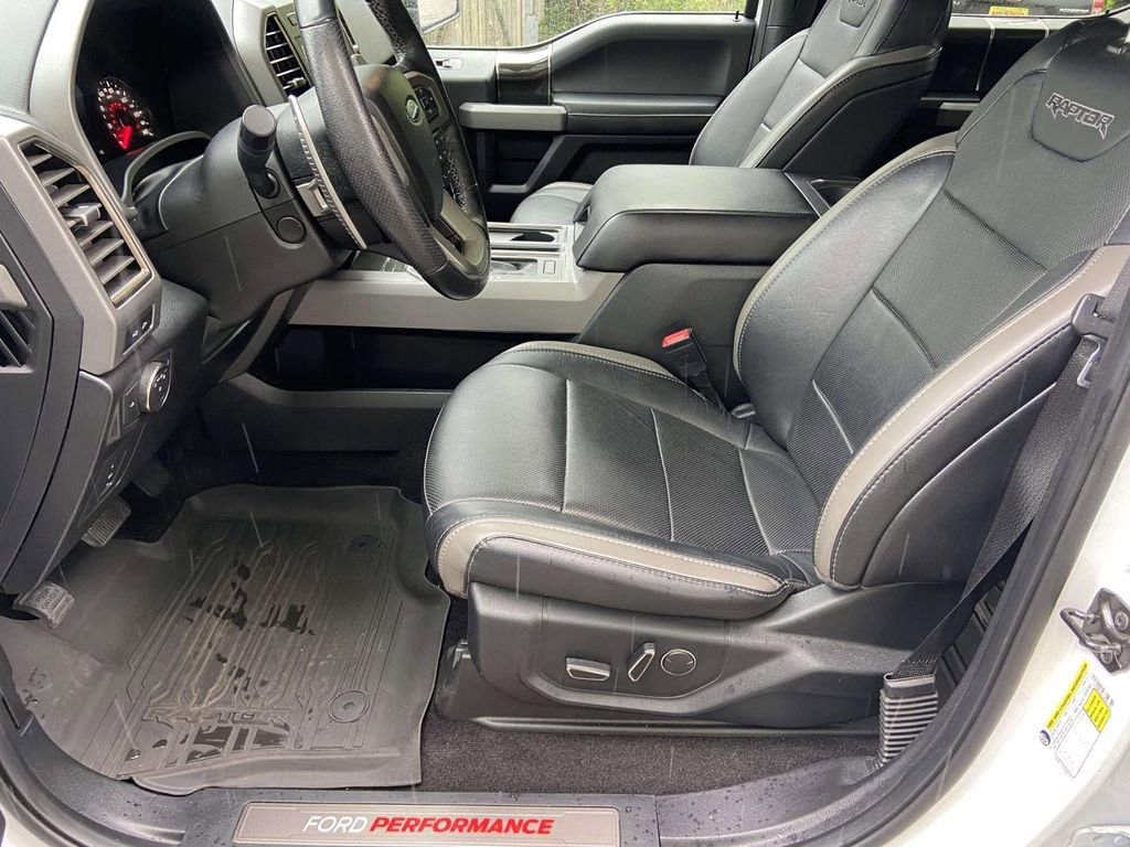 Used 2018 Ford F150 Raptor w/ Equipment Group 802A Luxury AWD/4WD image 16