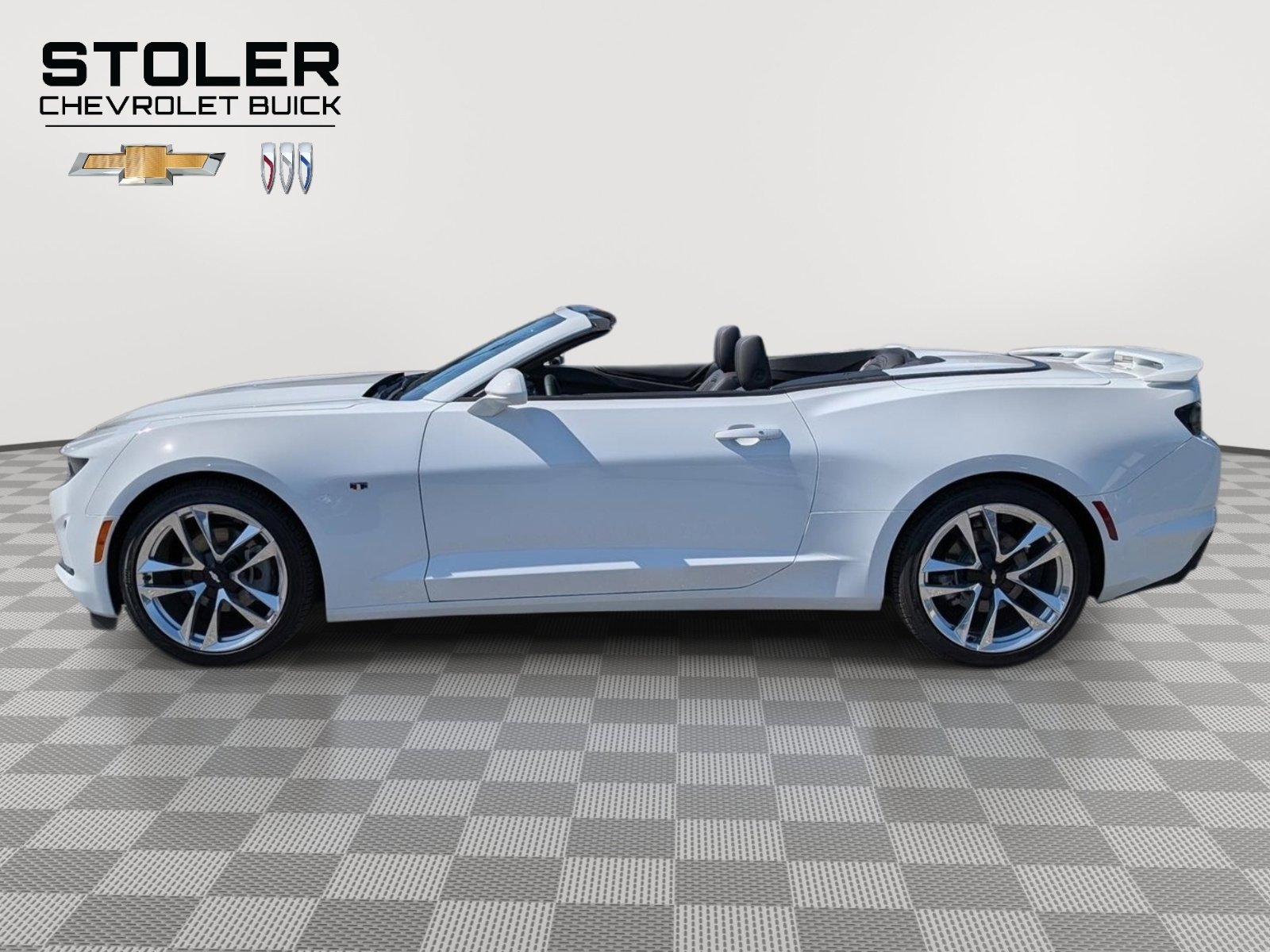 Used 2024 Chevrolet Camaro LT w/ RS Package image 2