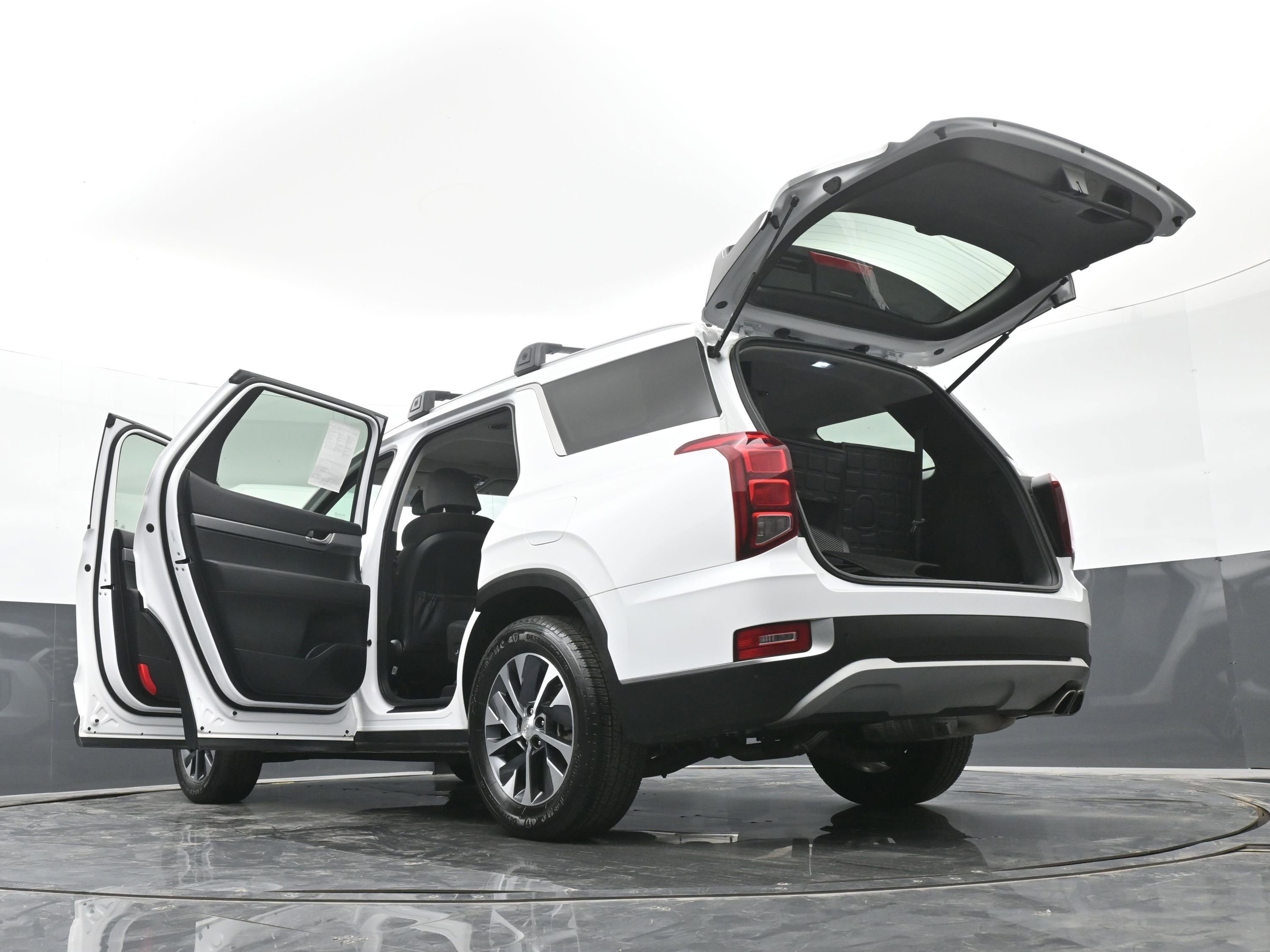 Used 2022 Hyundai Palisade SEL image 51