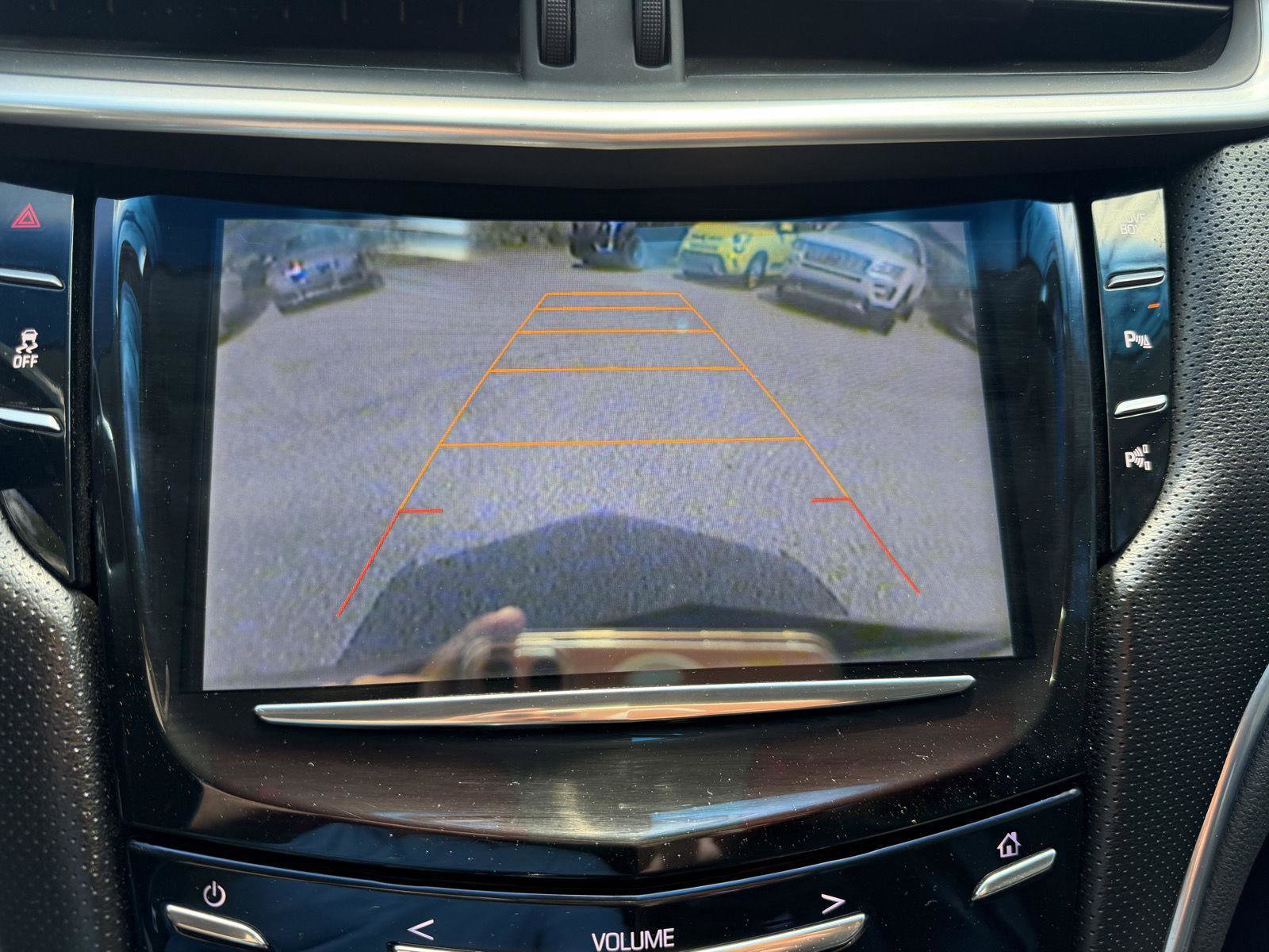 Used 2015 Cadillac XTS Luxury FWD image 16