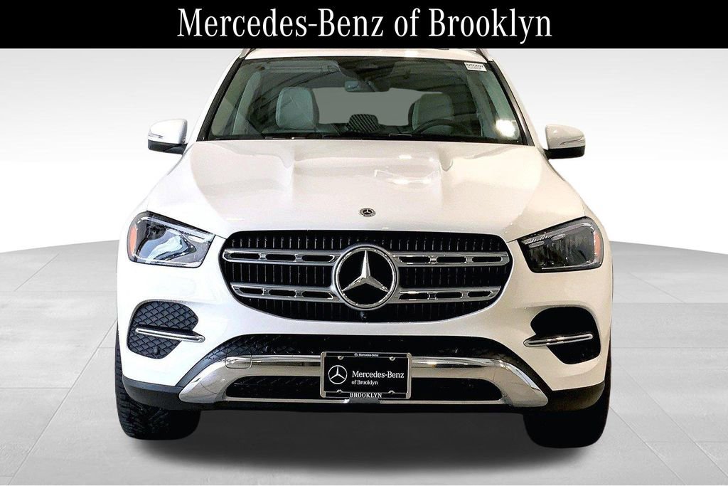 Used 2025 Mercedes-Benz GLE 350 4MATIC image 3