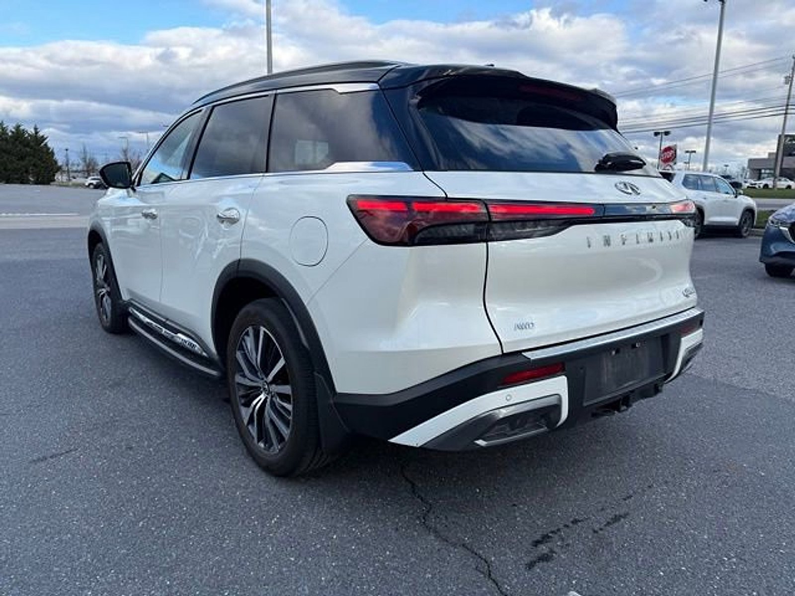 Certified 2025 INFINITI QX60 Autograph w/ Lighting Package (N92) image 9