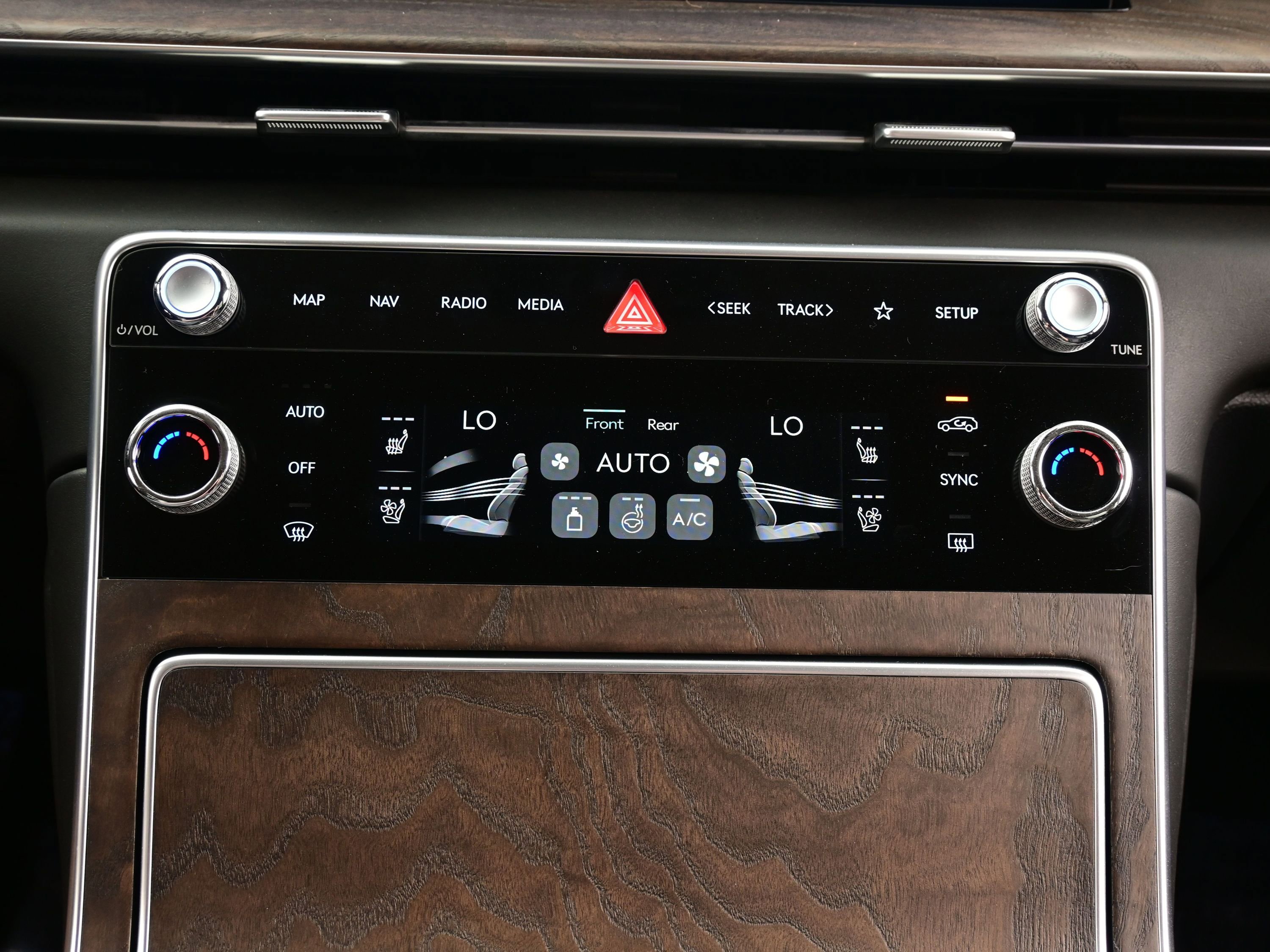 Certified 2025 Genesis GV80 3.5T Advanced image 22