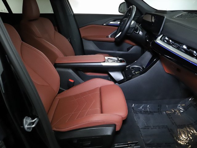 Used 2026 BMW X2 xDrive28i w/ Technology Package AWD/4WD image 39