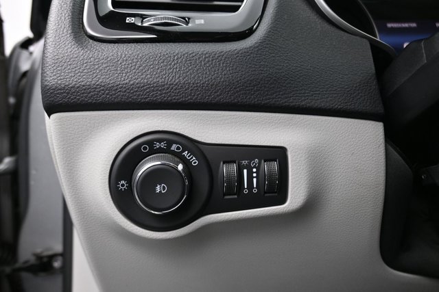 Used 2021 Jeep Compass Limited AWD/4WD image 14