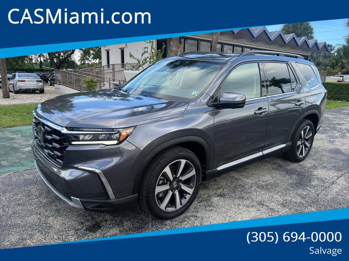 Used 2025 Honda Pilot Elite image 1