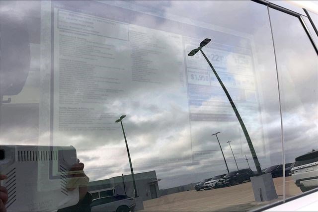 New 2026 Land Rover Range Rover SE image 16