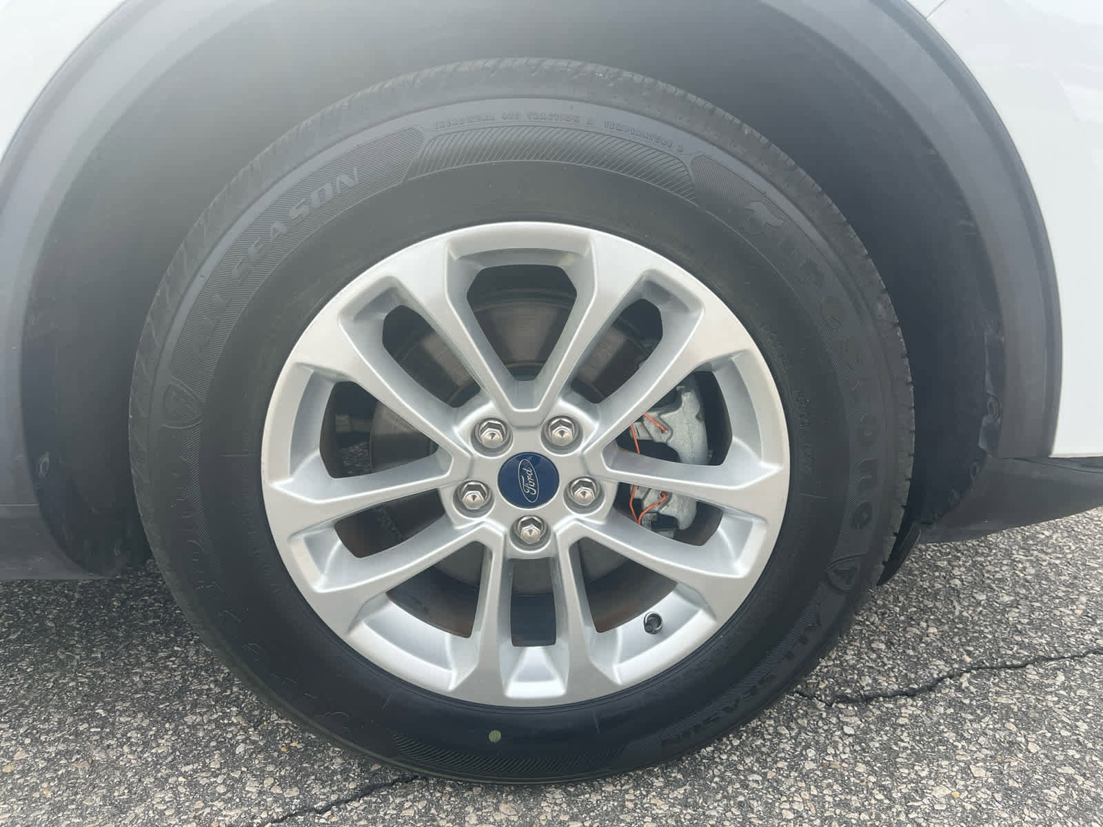 Used 2020 Ford Escape SE image 33