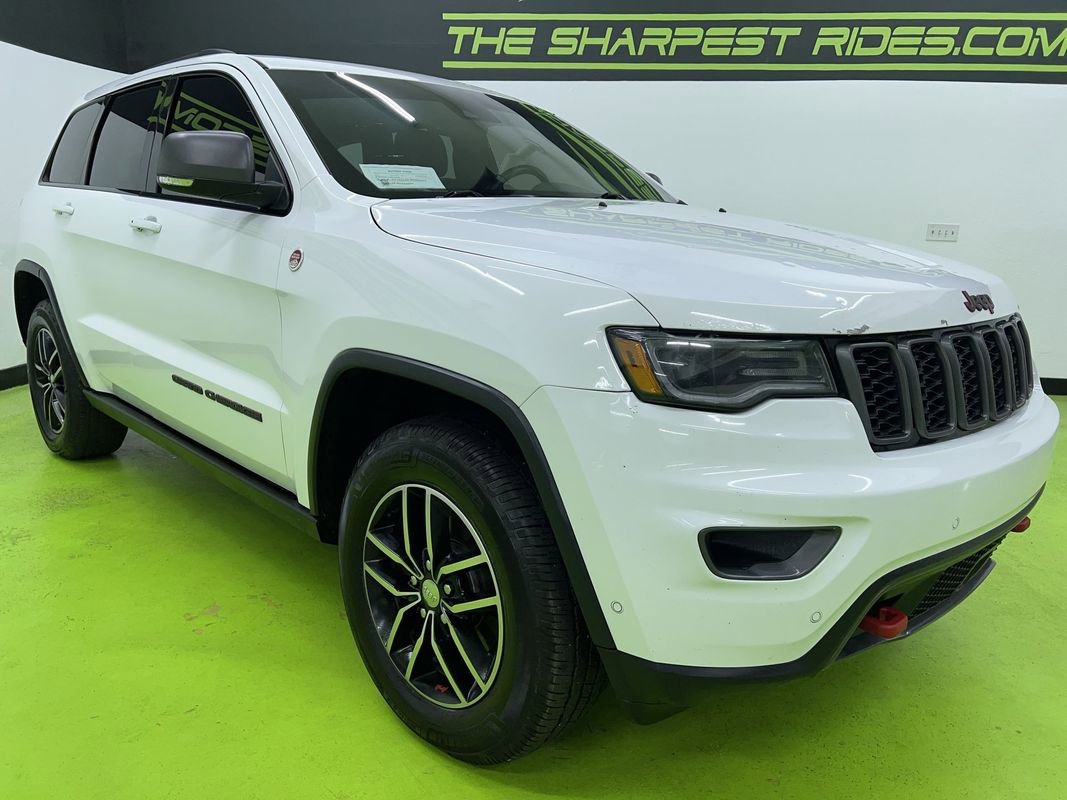 Used 2017 Jeep Grand Cherokee Trailhawk w/ Trailhawk Luxury Group AWD/4WD image 2