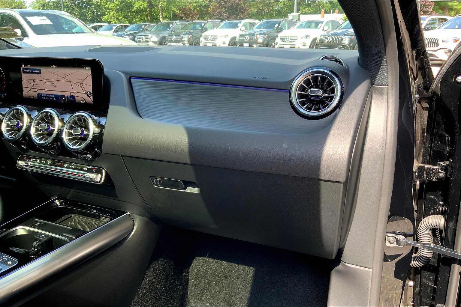Certified 2026 Mercedes-Benz GLA 250 4MATIC image 10